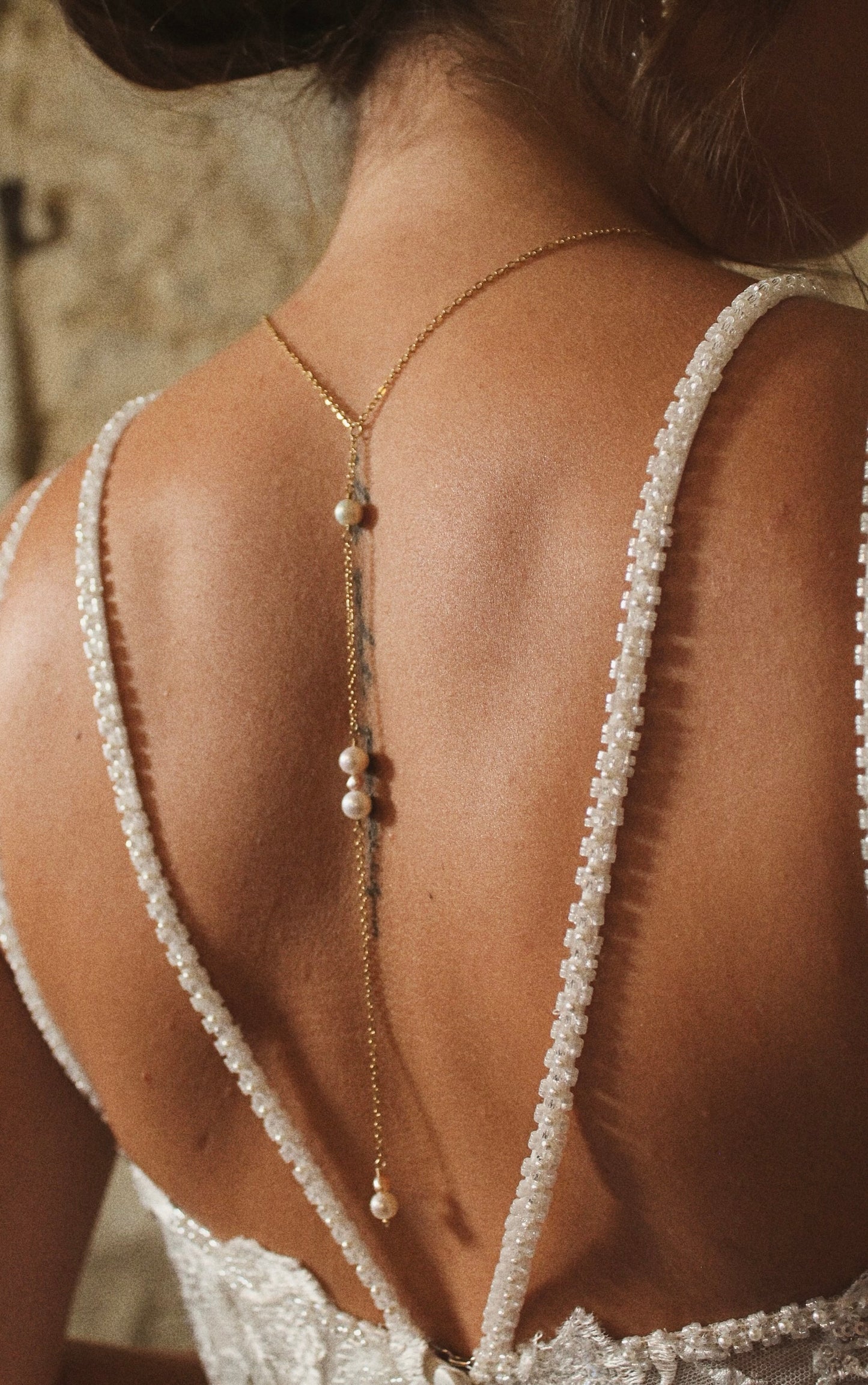 Bijou de dos - Lahora